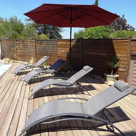 Holiday home Pont De L'arc A Aix Avec Piscine Au Calme 92 M2