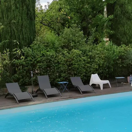Pont De L'arc A Aix Avec Piscine Au Calme 92 M2 Holiday home Aix-en-Provence